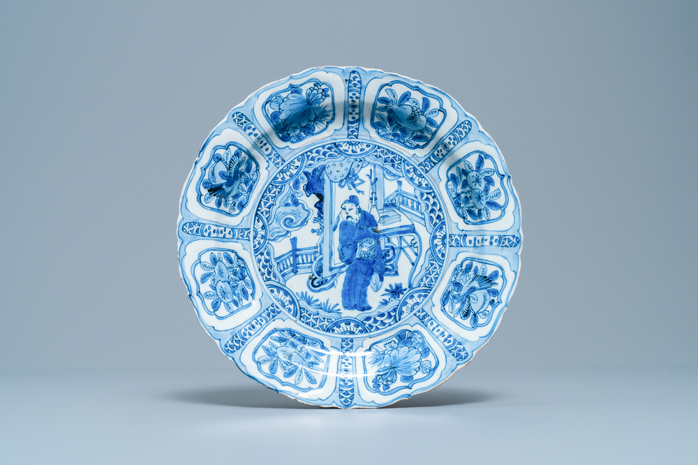 A Chinese blue and white kraak porcelain dish with a scholar, Wanli