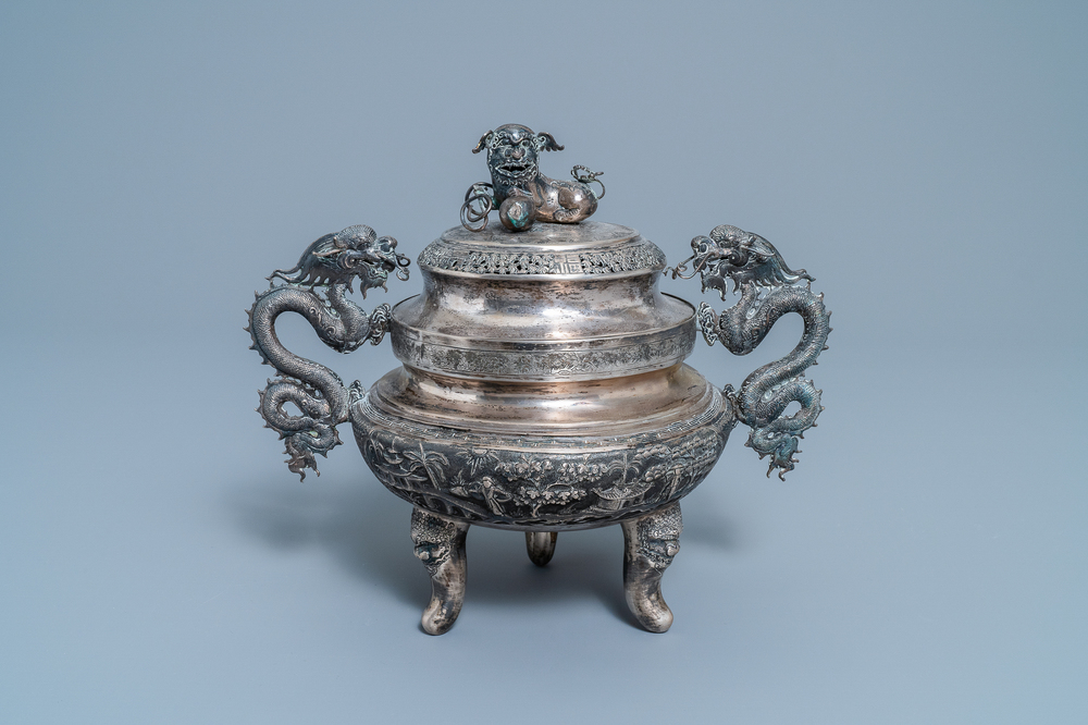 A Chinese silver censer and cover, 19/20th C.