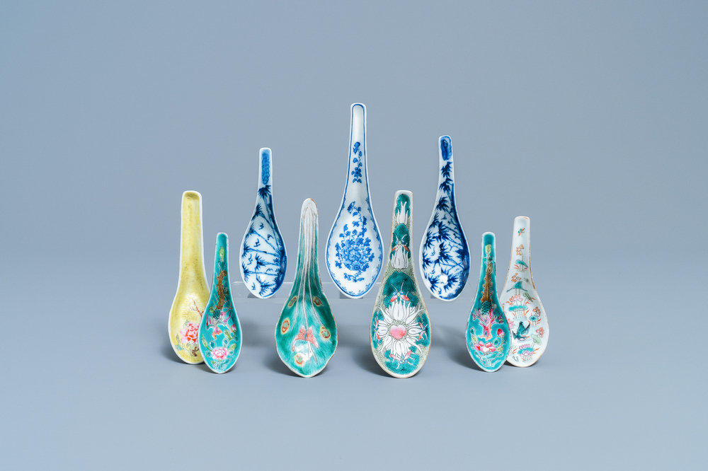 Neuf cuill&egrave;res en porcelaine de Chine pour le march&eacute; Straits ou Peranakan, 19/20&egrave;me