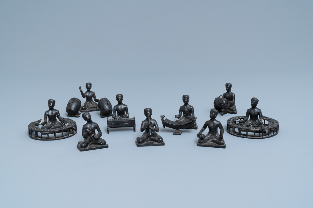 A collection of bronze miniature figures of musicians, India or Indonesia, 19/20th C.