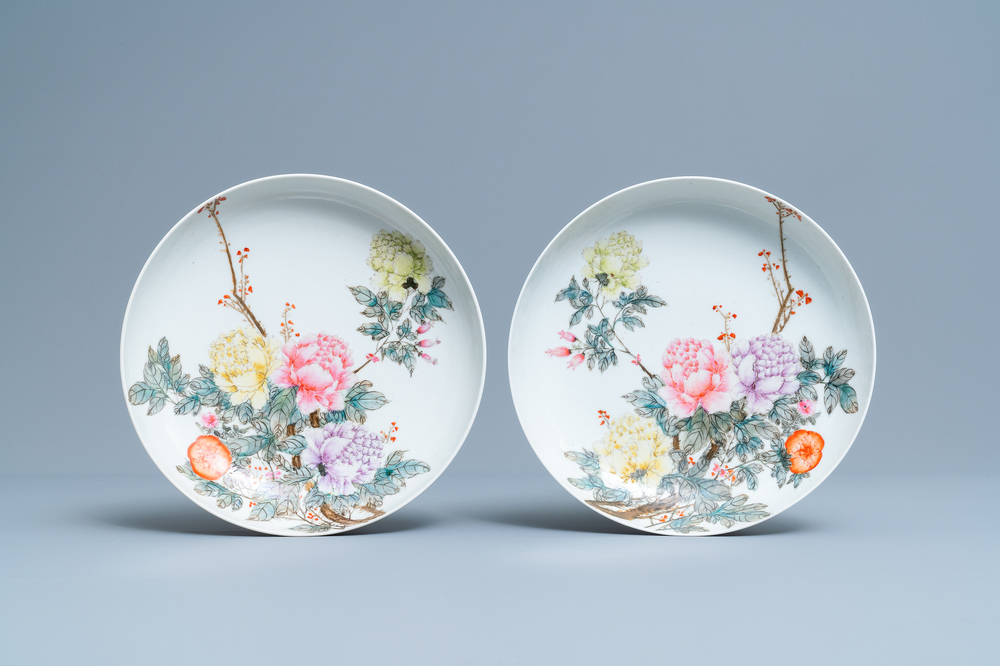 A pair of Chinese famille rose plates with floral arrangements, Qianlong mark, Republic