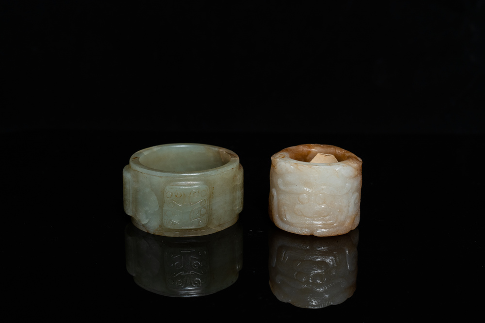 Two Chinese jade archer's rings, 18/19th C.