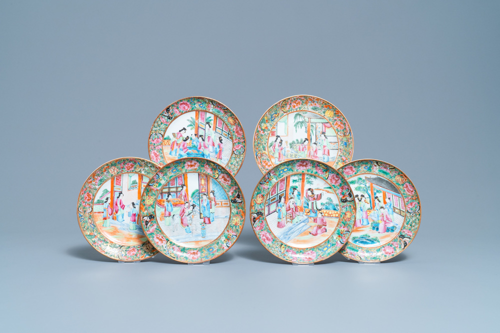 Six assiettes en porcelaine de Chine famille rose de Canton, 19&egrave;me