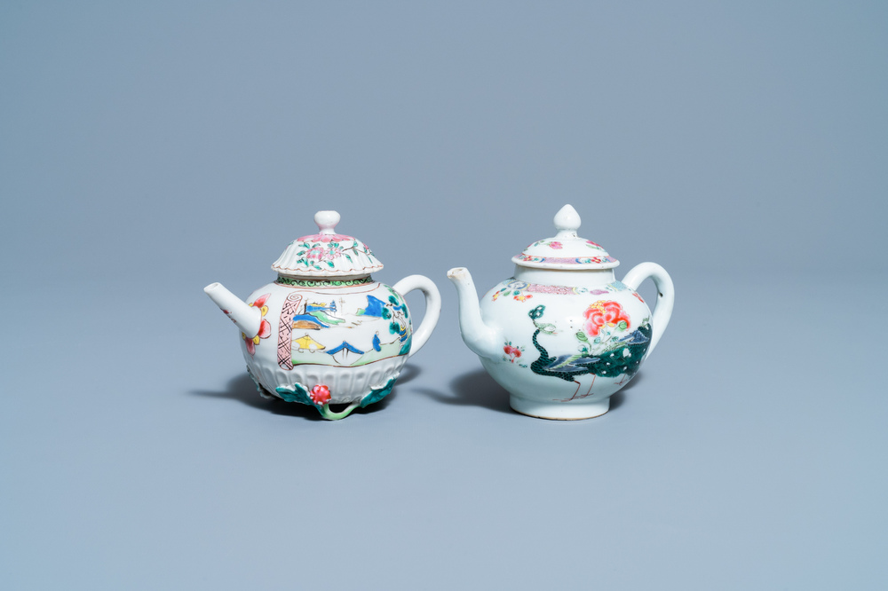 Deux th&eacute;i&egrave;res couvertes en porcelaine de Chine famille rose, Yongzheng/Qianlong