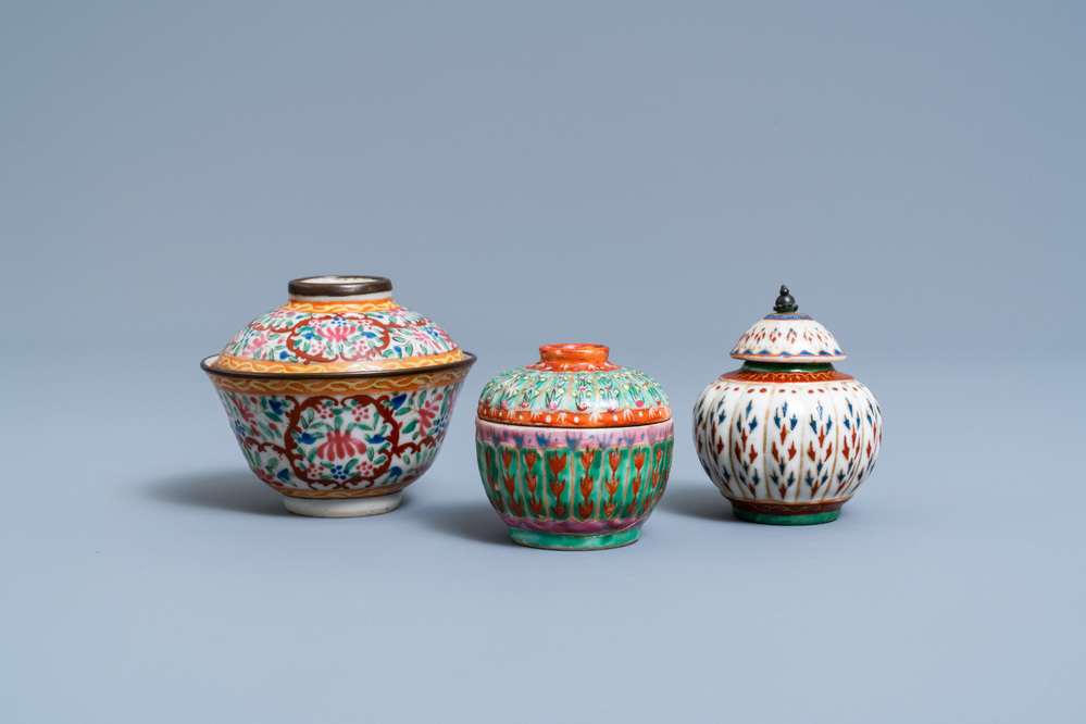 Two Chinese Thai market Bencharong bowls and covers and a covered jar, 19th C.