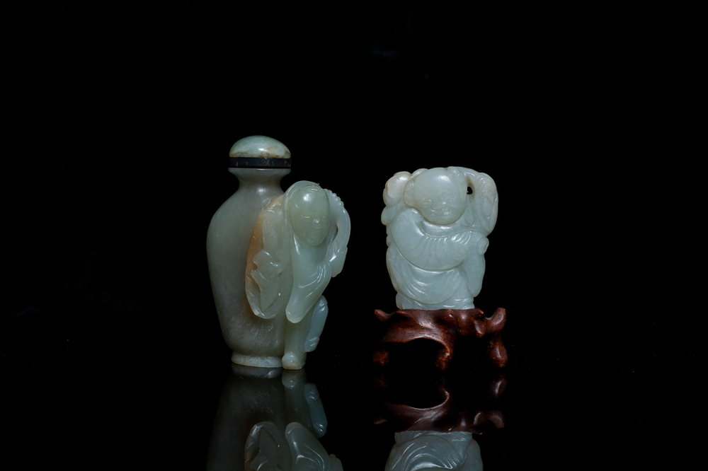 A Chinese jade snuff bottle and a figure of a boy, Qing