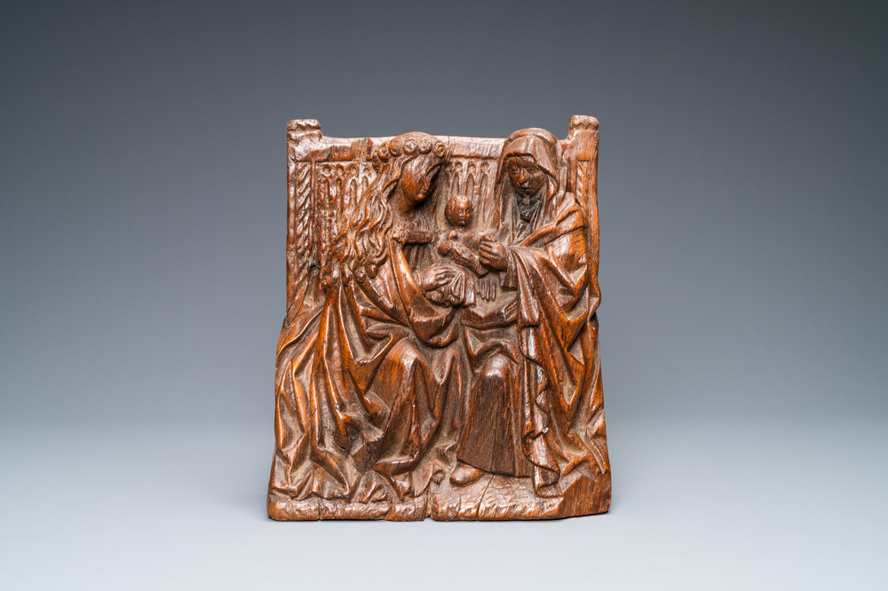 Un groupe figurant Sainte Anne Trinitaire en ch&ecirc;ne sculpt&eacute;, Vall&eacute;e du Rhin, Allemagne, vers 1480
