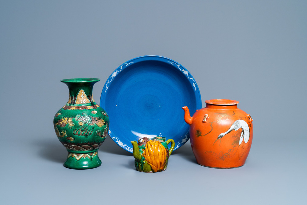 Een diverse collectie Chinees porselein, 19/20e eeuw