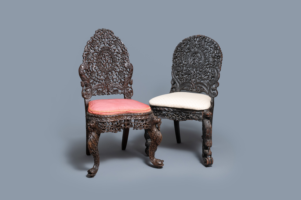 Verbergen hoofdonderwijzer struik Twee Anglo-Indische koloniale of Ceylonese opengewerkte houten stoelen,  18/19e eeuw - Rob Michiels Auctions