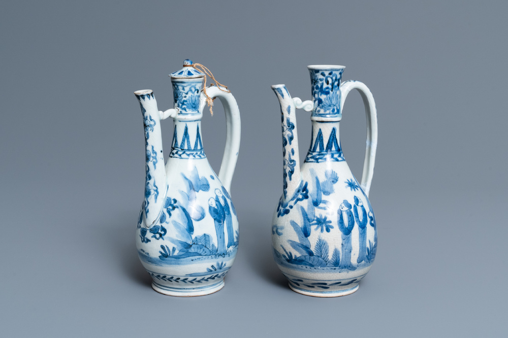 A pair of Japanese blue and white Arita jugs, Edo, 17th C.