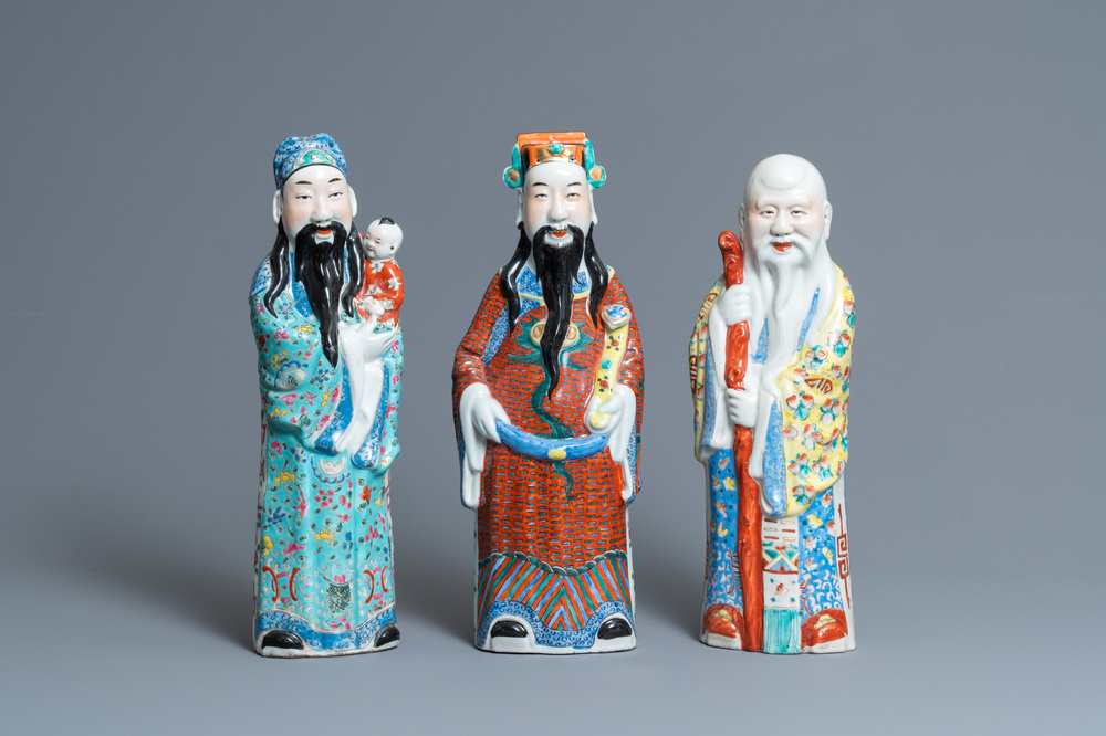 Three Chinese famille rose 'Star God' figures, seal marks, 19/20th C.