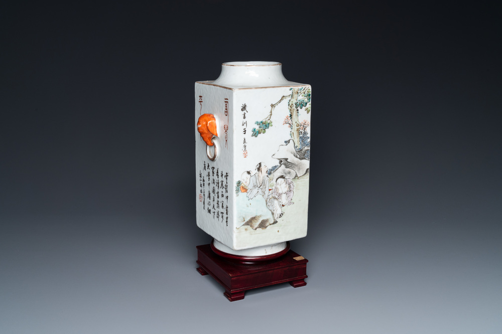 Un vase de forme 'cong' en porcelaine de Chine qianjiang cai, 19&egrave;me