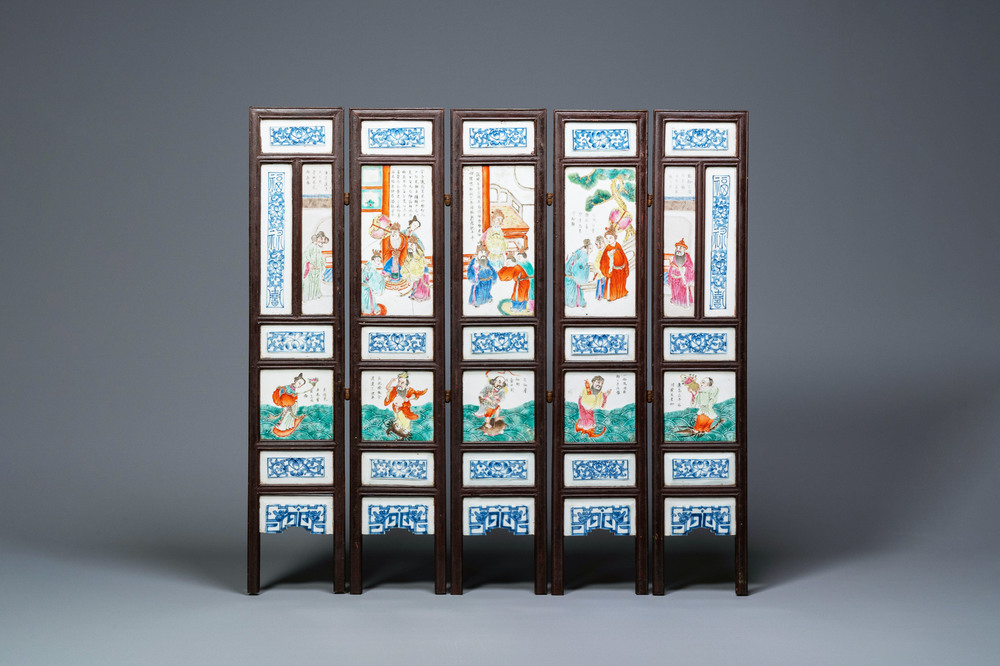 A Chinese five-fold wooden screen with famille rose plaques, 19th C.