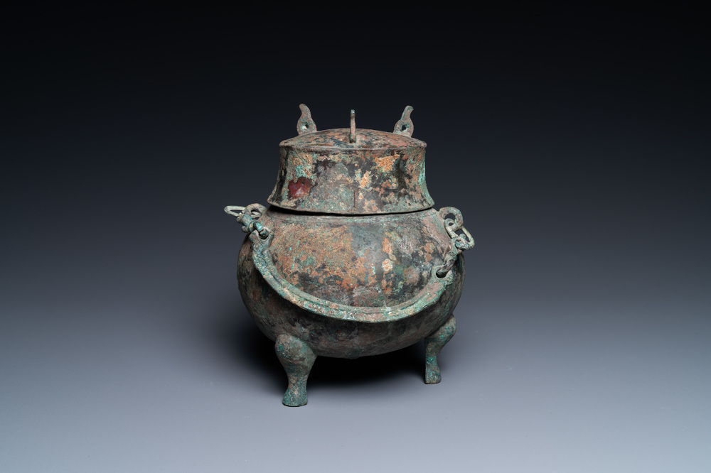 A Chinese bronze ritual tripod 'houlou' wine vessel and cover, western Han