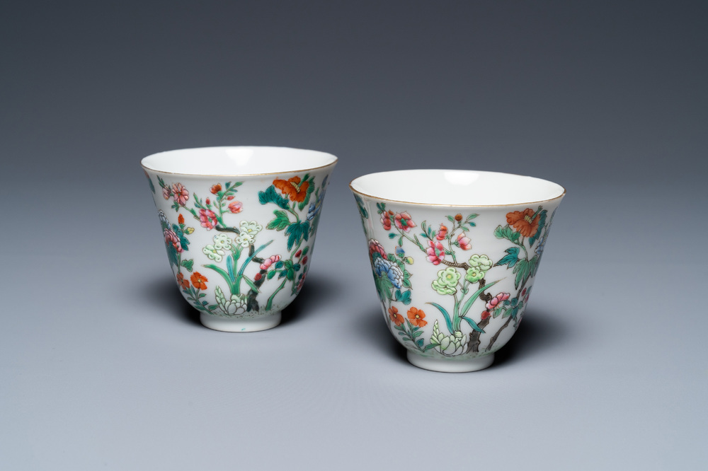 A pair of fine Chinese famille rose wine cups, Jiaqing