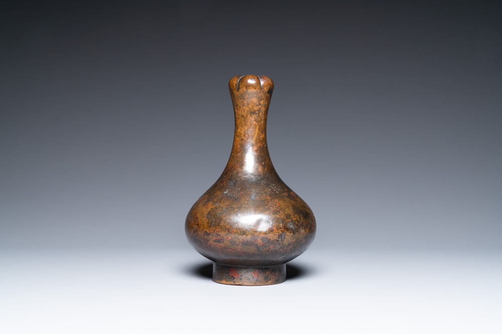 A Chinese bronze garlic-head 'hu' wine vessel, Eastern Zhou/Han