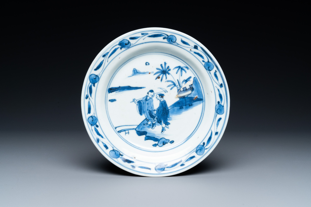 A Chinese blue and white ko-sometsuke plate for the Japanese market with a remarkable baking flaw, Transitional period