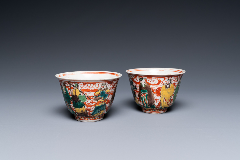 A pair of Japanese Ko-Kutani bowls, Edo, 17th C.