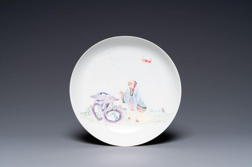 A fine Chinese famille rose eggshell porcelain plate with an immortal, Yongzheng