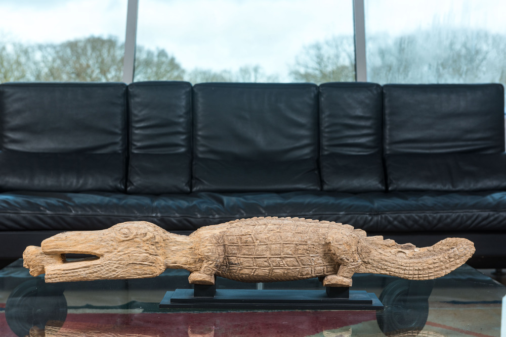 Grand crocodile africain en bois, 20&egrave;me