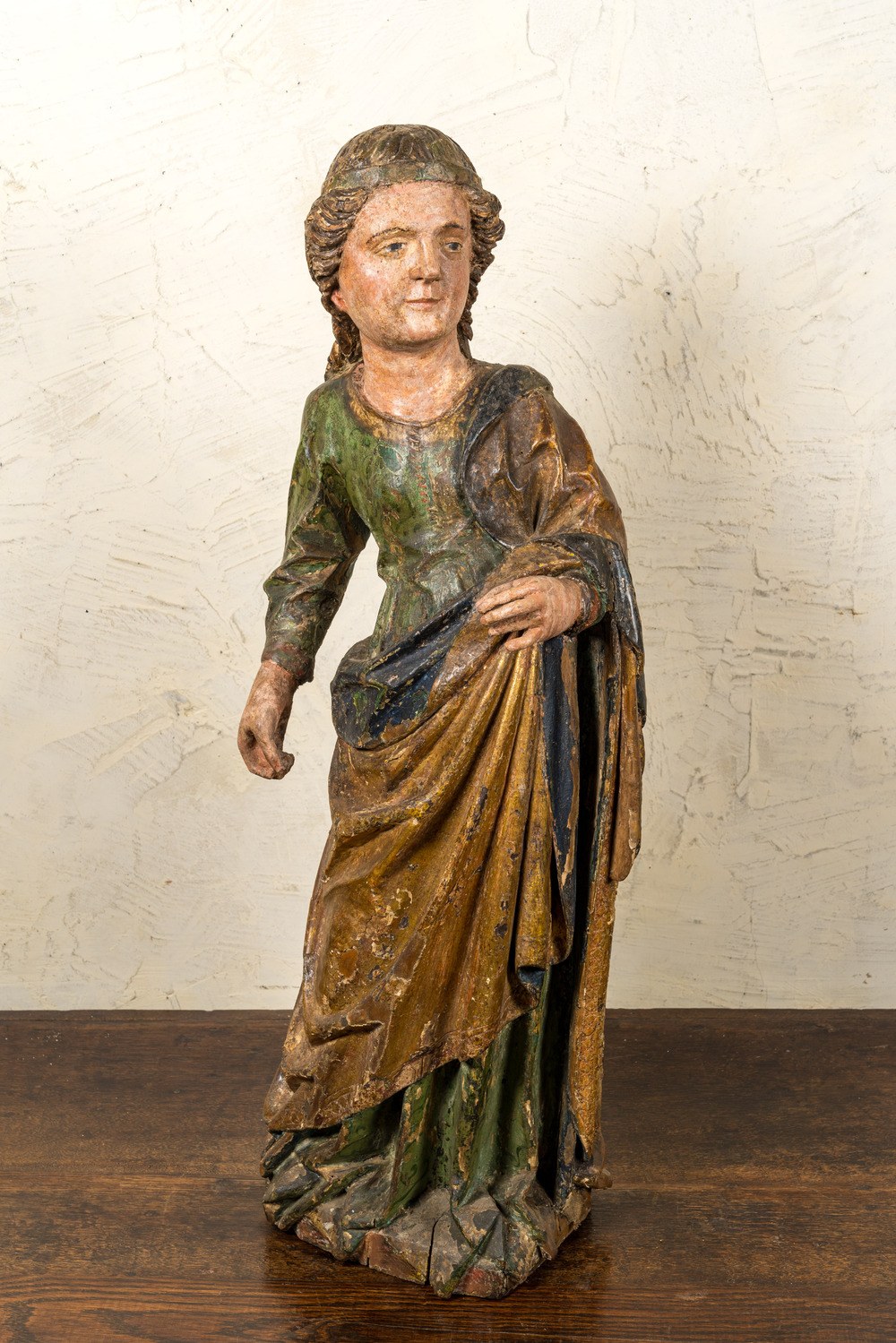 Vierge de l&rsquo;Annonciation en tilleul sculpt&eacute;, polychrom&eacute; et dor&eacute;, Allemagne du sud o&ugrave; Sil&eacute;sie, d&eacute;but du 16&egrave;me