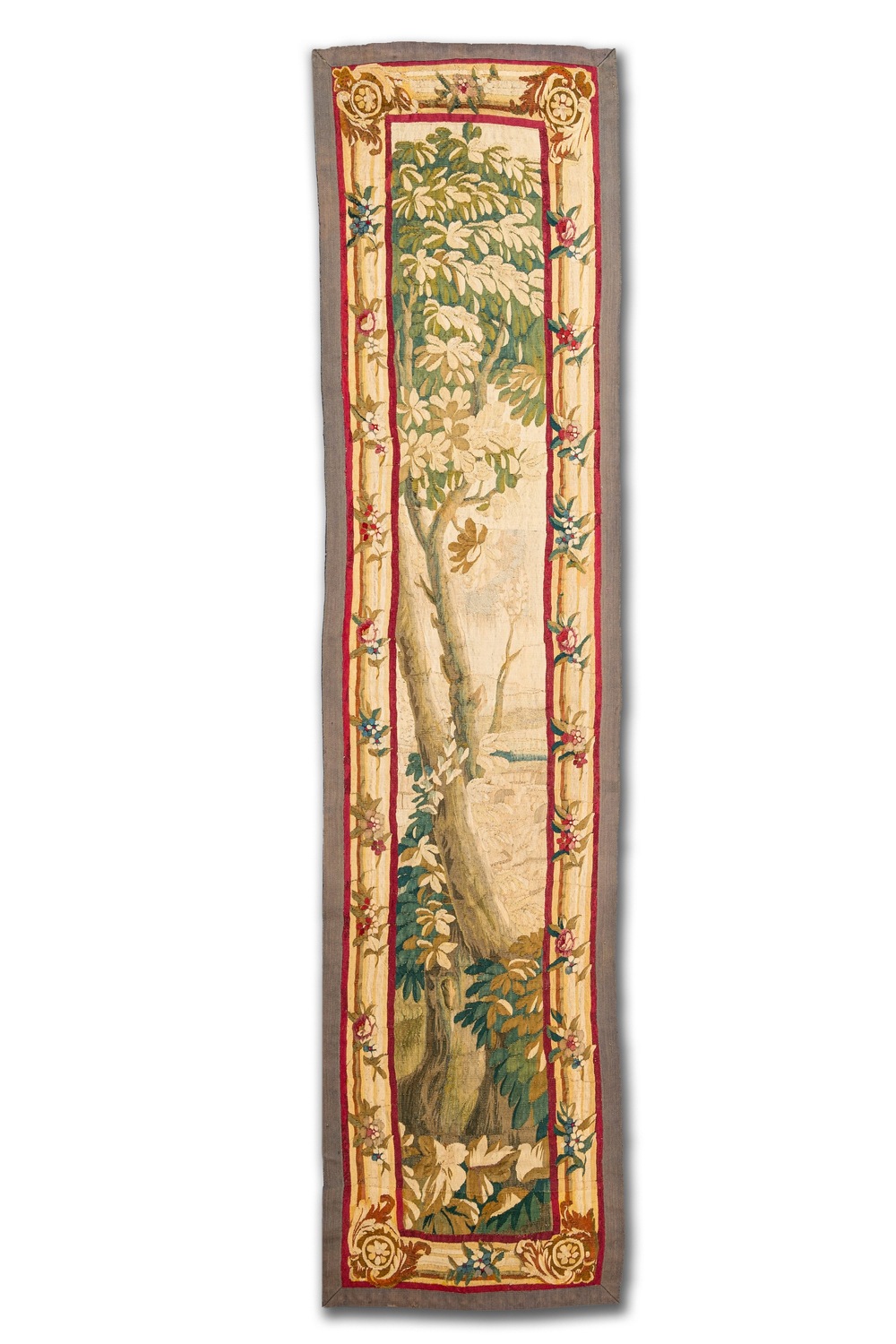 Tapisserie flamande verticale &agrave; d&eacute;cor d'un arbre, 17&egrave;me