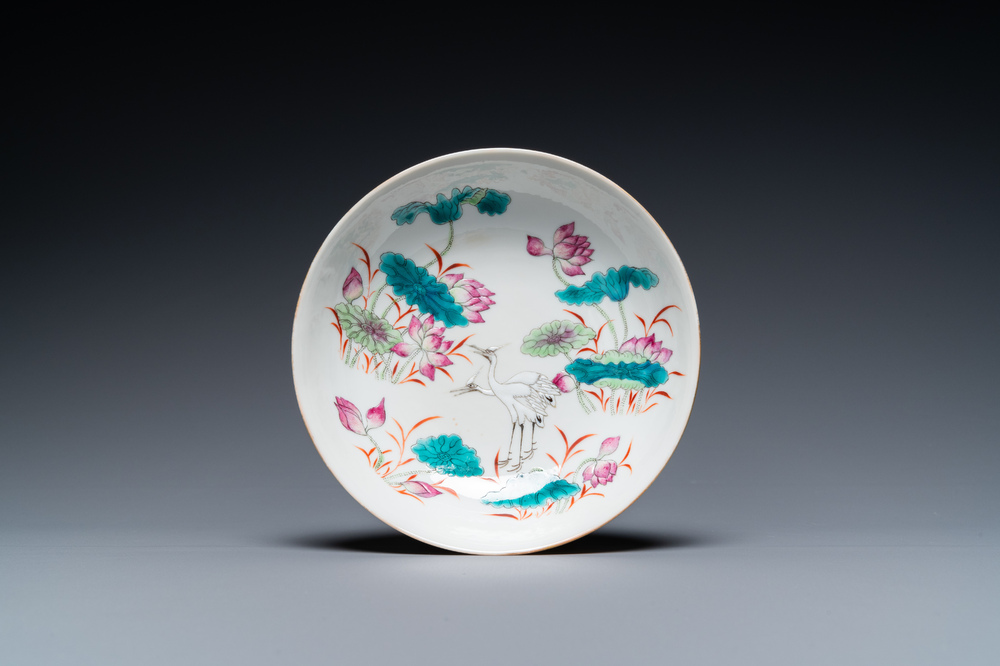 Coupe en porcelaine de Chine famille rose, marque de Xiao Pu Shi Zhi 小圃氏製, 19&egrave;me