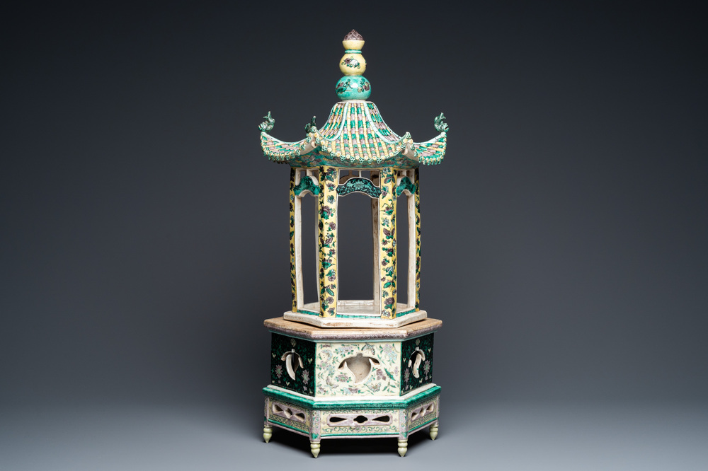 A rare Chinese verte biscuit pagoda on stand, 19th C.