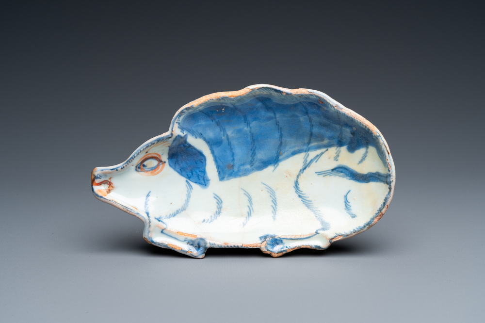 A Chinese blue and white Japanese market ko-sometsuke dish in the shape of a pig, Tianqi