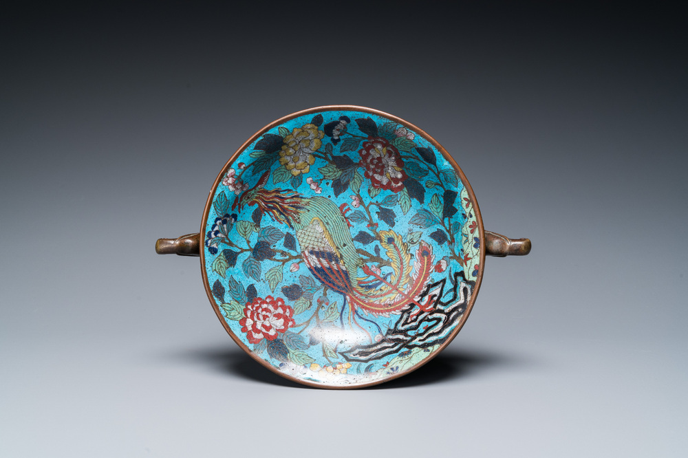 A Chinese cloisonn&eacute; tripod 'phoenix' bowl with elephant head handles, Qianlong/Jiaqing