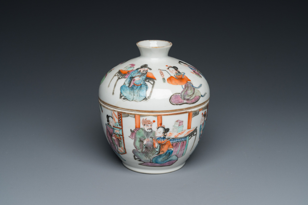 Bol couvert en porcelaine de Chine famille rose &agrave; d&eacute;cor figuratif, marque et &eacute;poque de Xianfeng