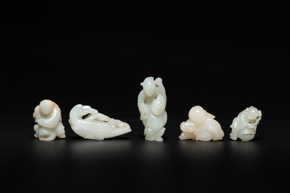 Five Chinese jade carvings, 19/20th C.