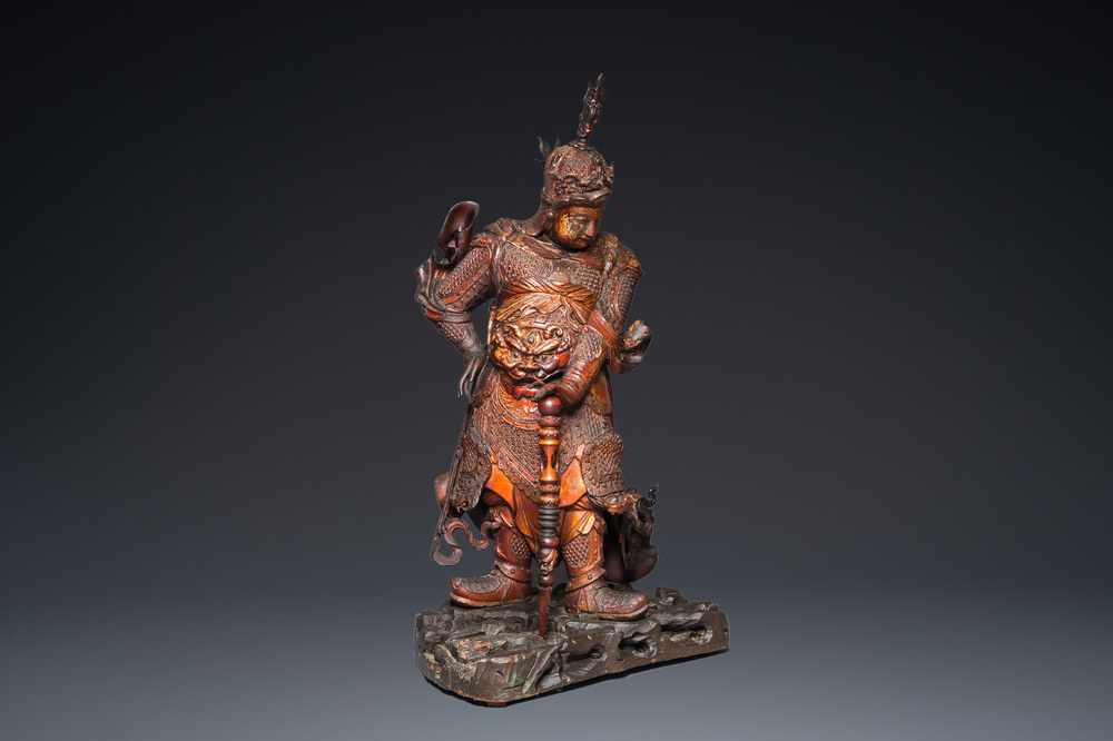 A very large Chinese gilt-lacquered wood figure of Weituo, 17th C.