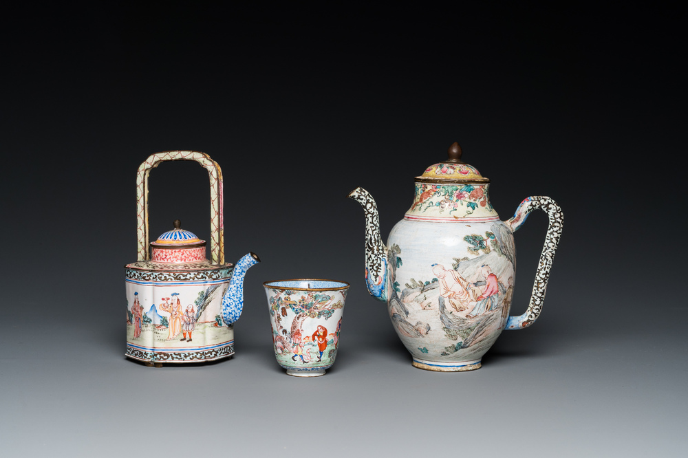 A Chinese Canton enamel teapot, a wine jug and a wine cup, Yongzheng/Qianlong