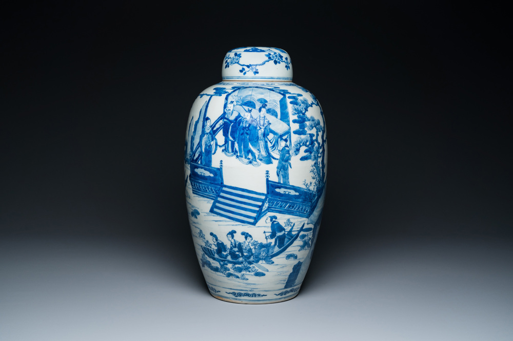 Grand pot couvert en porcelaine de Chine en bleu et blanc &agrave; d&eacute;cor narratif, 19&egrave;me