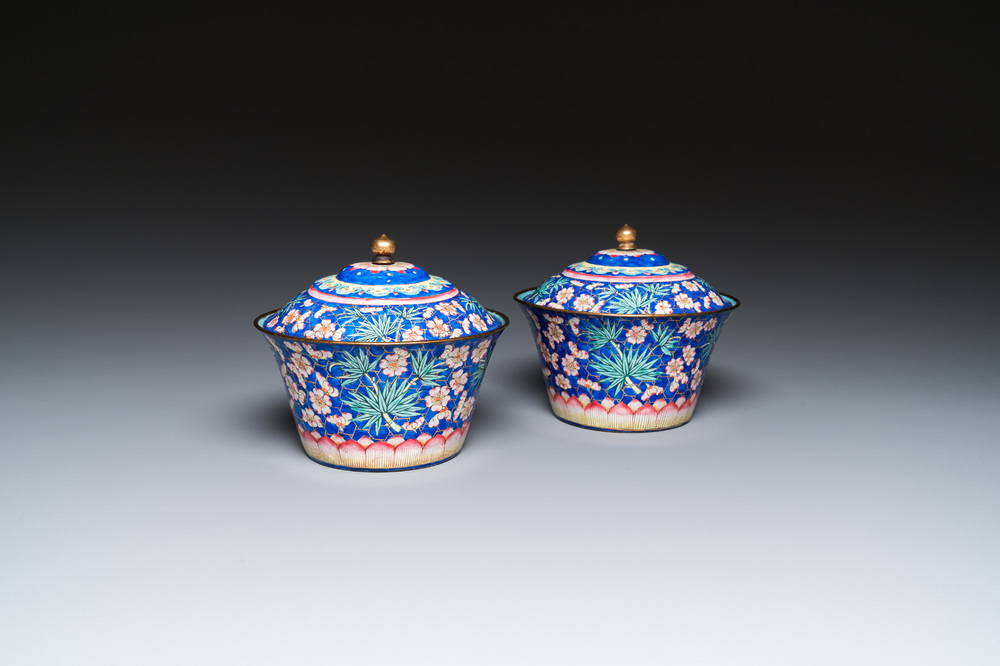 A pair of Chinese Canton enamel bowls and covers, Qianlong