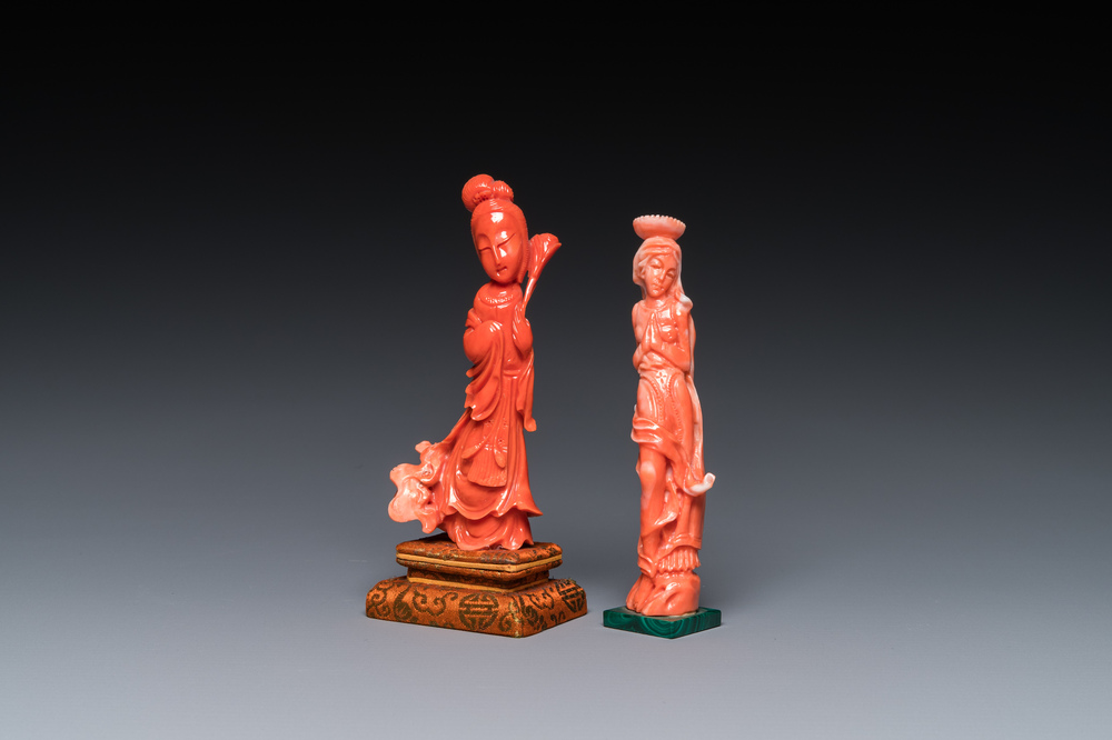 Two Chinese red coral figures of standing ladies, 19/20th C.