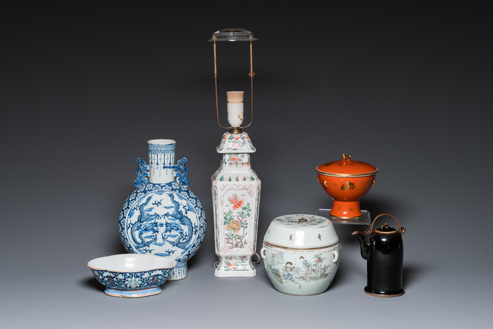 Six pi&egrave;ces en porcelaine de Chine, Qing et R&eacute;publique