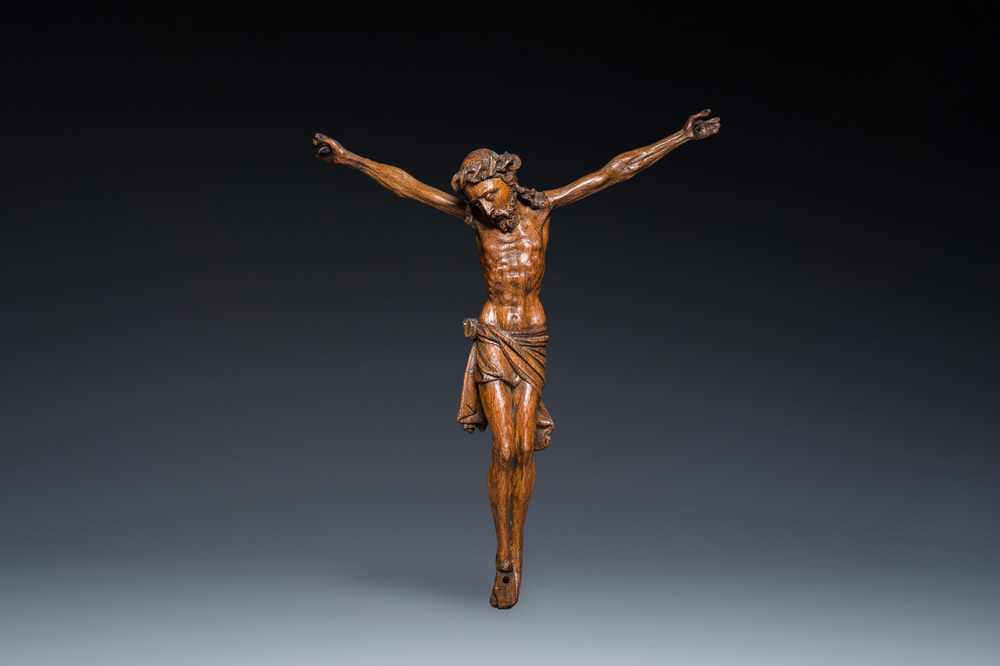 Christ en ch&ecirc;ne sculpt&eacute;, Flandre, 16&egrave;me