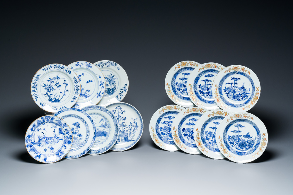 14 Chinese blue, white and verte-Imari plates, Kangxi/Qianlong