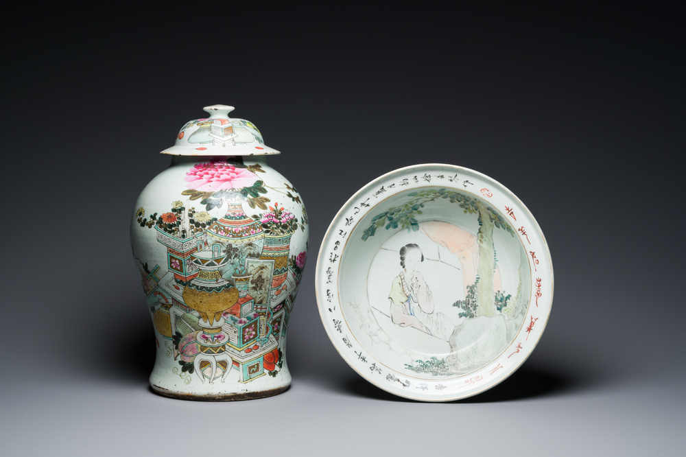 A Chinese qianjiang cai bowl and an 'antiquities' vase and cover, 19/20th C.