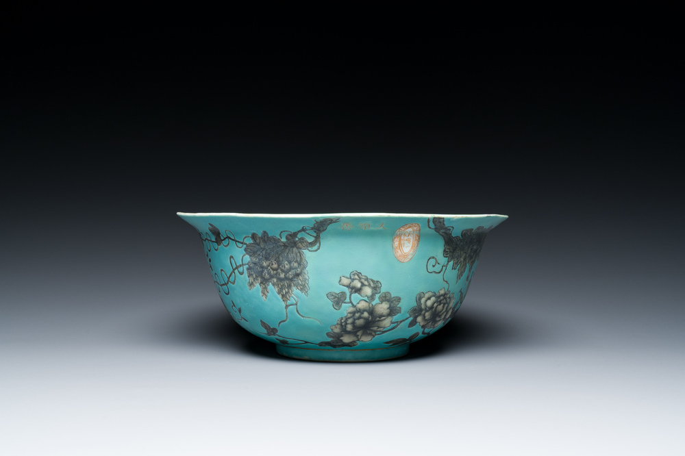 A large Chinese turquoise-ground grisaille-decorated Dayazhai bowl, Yong Qing Chang Chun 永慶長春 mark, Guangxu