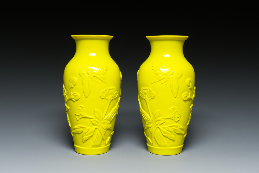 A pair of Chinese yellow Beijing glass vases with butterflies among flowers, Republic