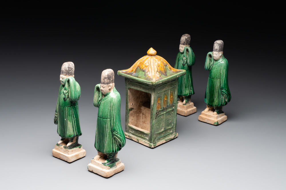 A set of Chinese sancai-glazed pottery carriers and a sedan chair, Ming