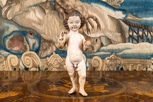 L'enfant Jésus en noyer sculpté, polychromé et doré, Flandres, Malines, 16ème