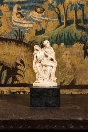 An alabaster Pietà with polychrome design, 17th C.