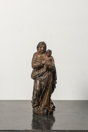 Vierge à l’Enfant en chêne sculpté et polychromé, Flandres, 17ème