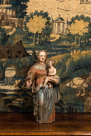 Vierge à l'Enfant en bois polychromé, 17ème