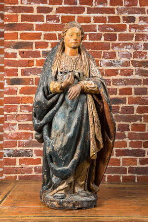 Importante sainte en bois sculpté et polychromé, vers 1600