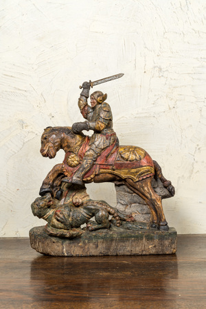 Groupe en bois sculpté et polychromé figurant Saint George terrassant le dragon, probablement Allemagne, 17/18ème